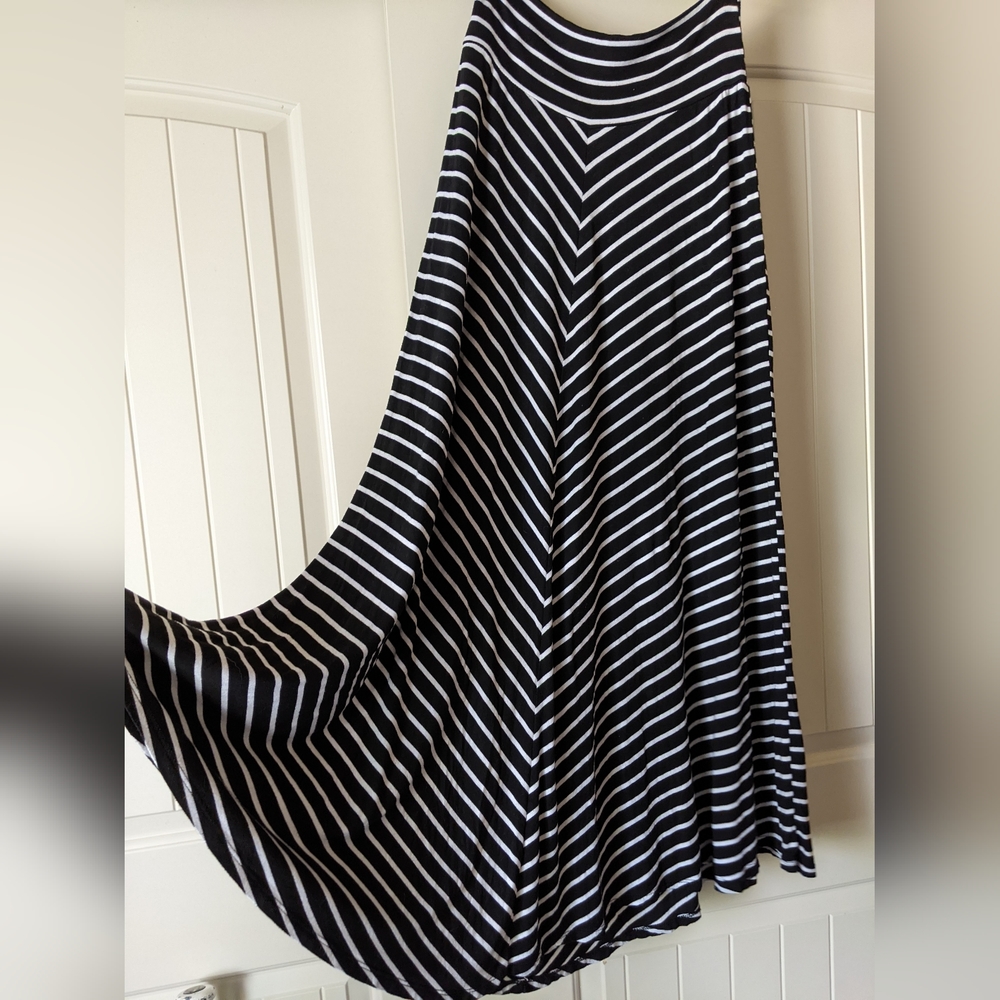 B-Design Chevron maxi skirt